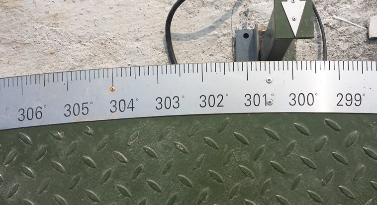 0.1 Degree Precision Turntable Scale Detail
